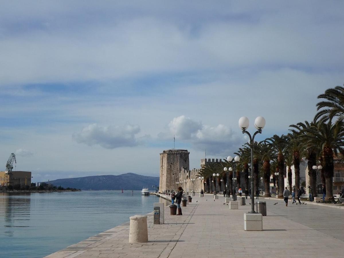 Apartments Filipo Trogir Buitenkant foto